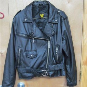 *Real leather* vintage moto jacket, like new!